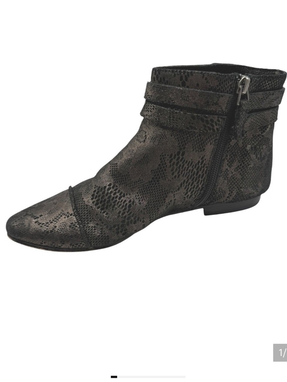 Wythe NY Ingrid Ankle Booties Women 7 Black Leather Snake Texture Streetwear